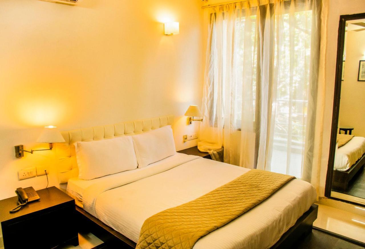 Fabhotel Anutham Saket New Delhi Bagian luar foto